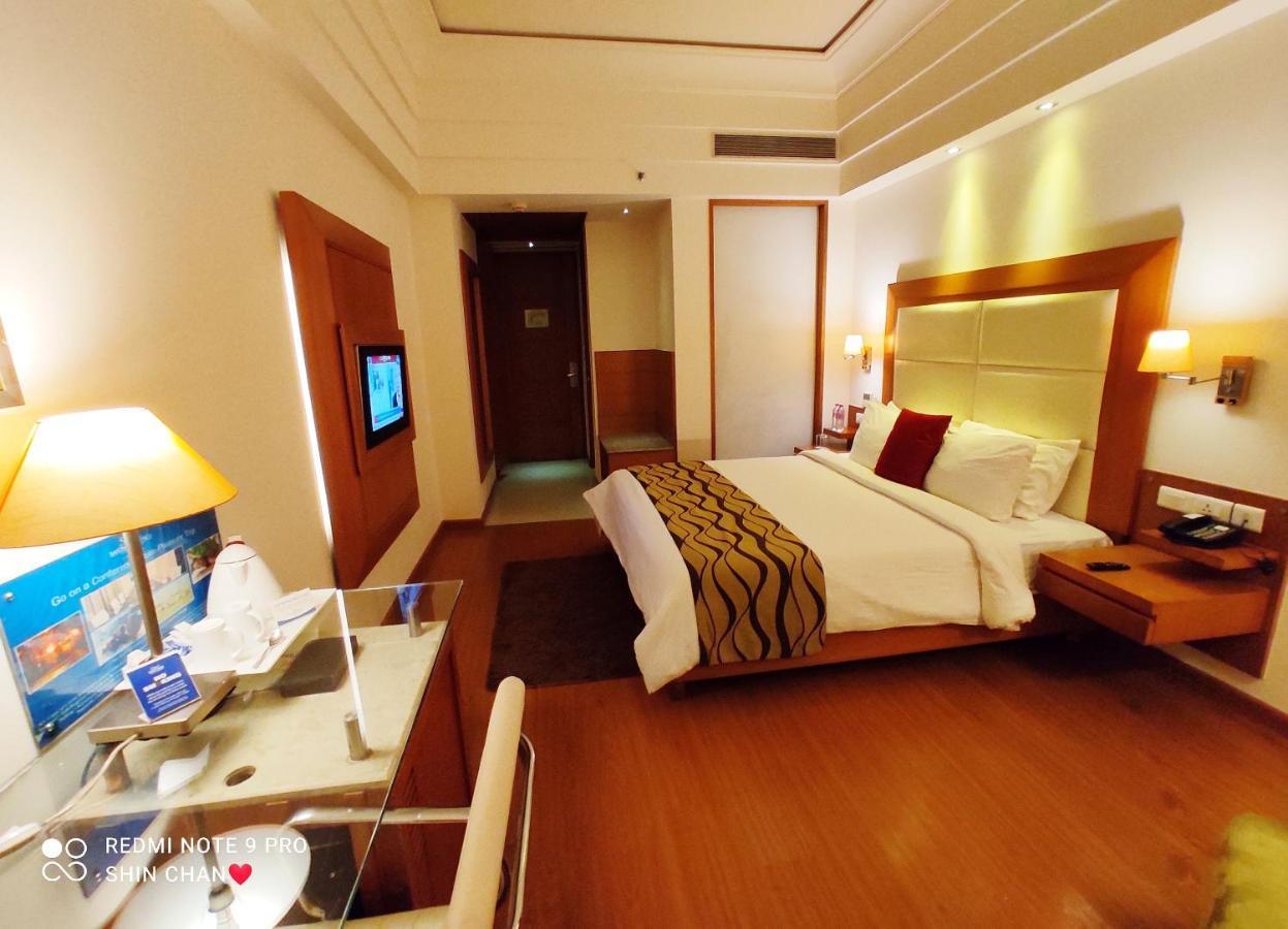 Ambrosia Sarovar Portico Харидвар Экстерьер фото
