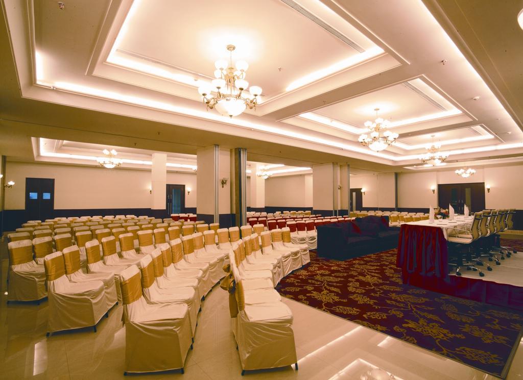 Ambrosia Sarovar Portico Харидвар Экстерьер фото
